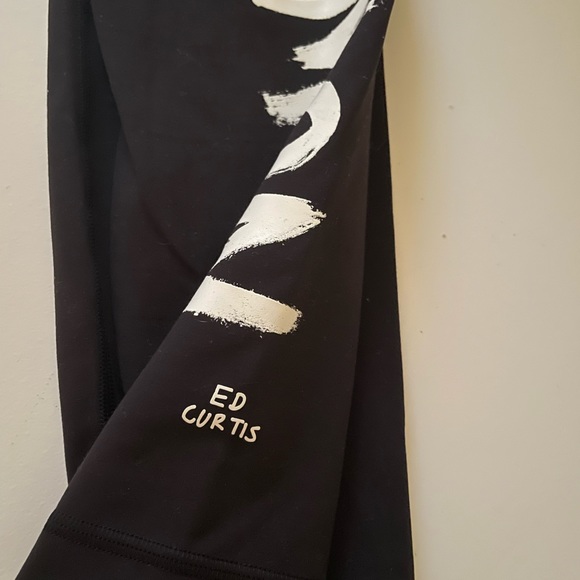 Lululemon Leggings with Logo on Leg - Picture 2 of 3